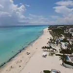 Departamento Junto Al Mar Playacar Fase 1